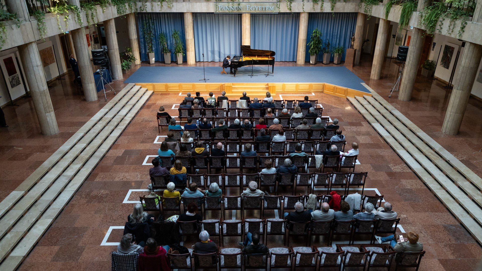 Gránit klub 2025. október