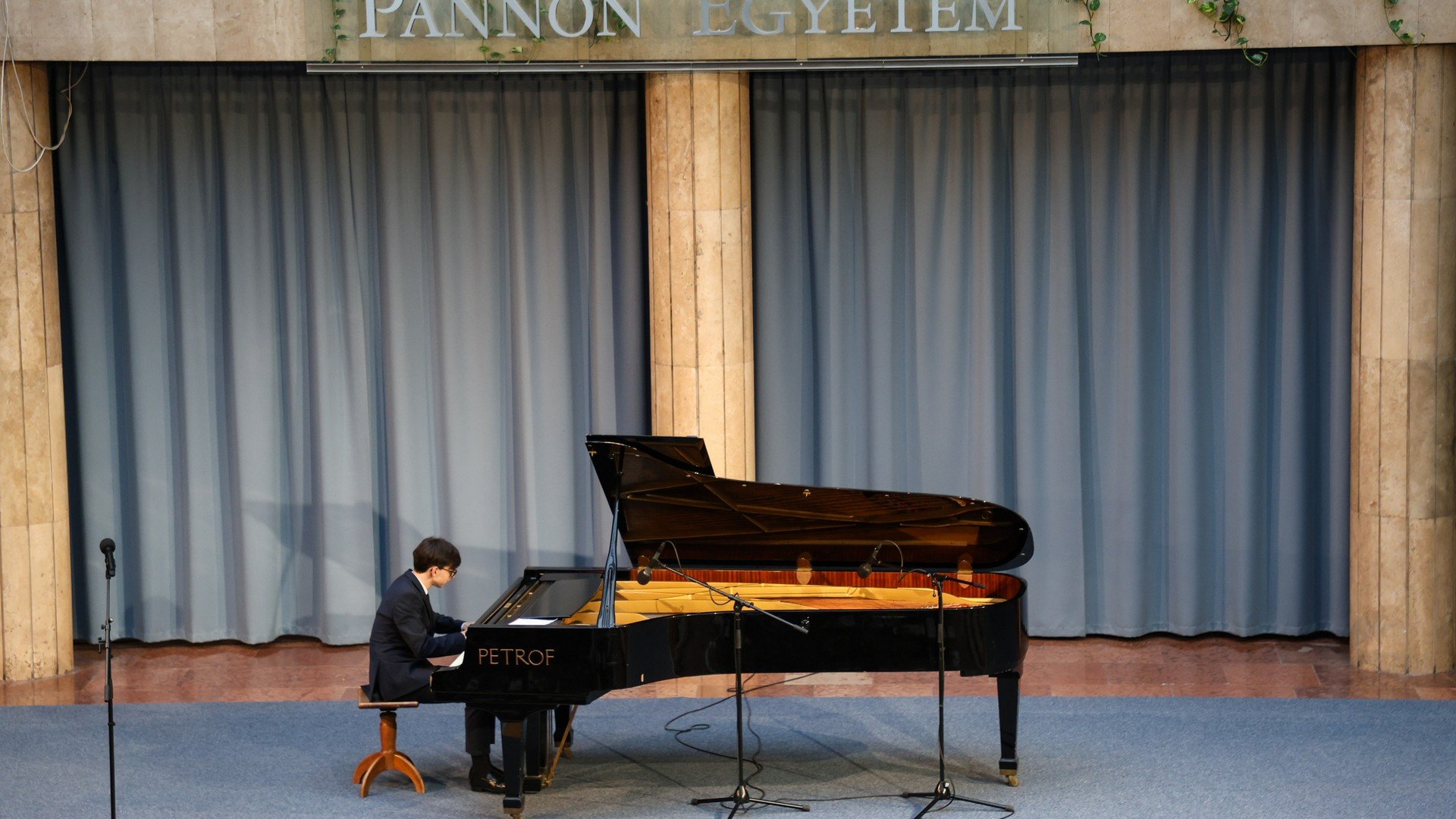 Gránit klub 2025. október